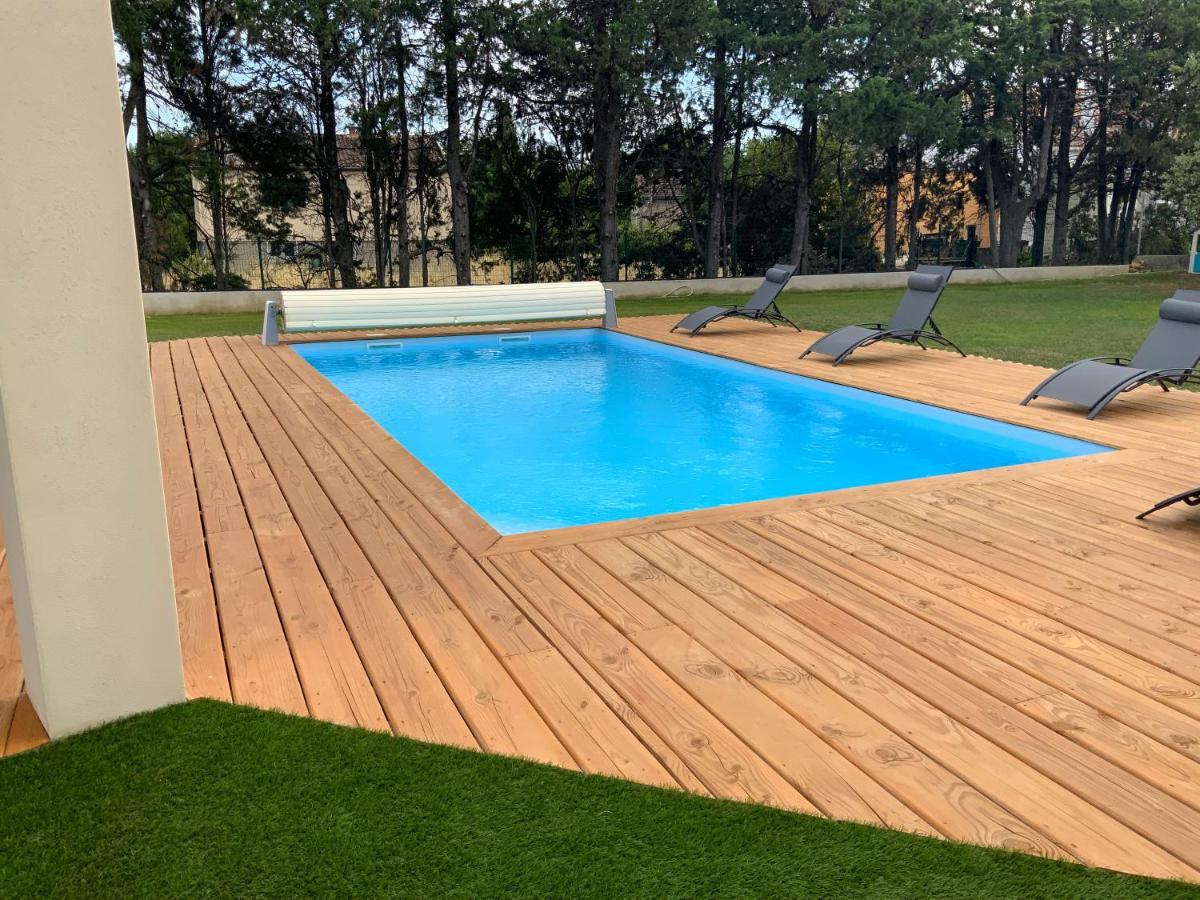 Gite Les Oliviers 10 Pers Piscine Au Calme 4 Etoiles Saint-Laurent-la-Vernede Ngoại thất bức ảnh