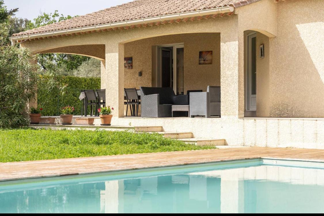 Gite Les Oliviers 10 Pers Piscine Au Calme 4 Etoiles Saint-Laurent-la-Vernede Ngoại thất bức ảnh